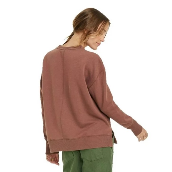 NWT  Universal Thread Women’s Long sleeve Crewneck Sweater Brown XS - Picture 2 of 12